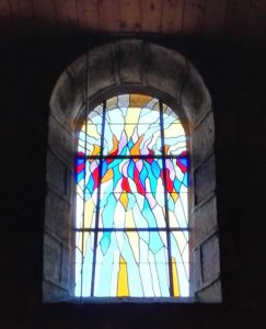 20160828_Vitrail Kermouster Lezardrieux - intérieur_red