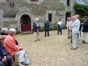 Bulat-Pestivien : Manoir de Bodilio, exposé historique de Mr Morel