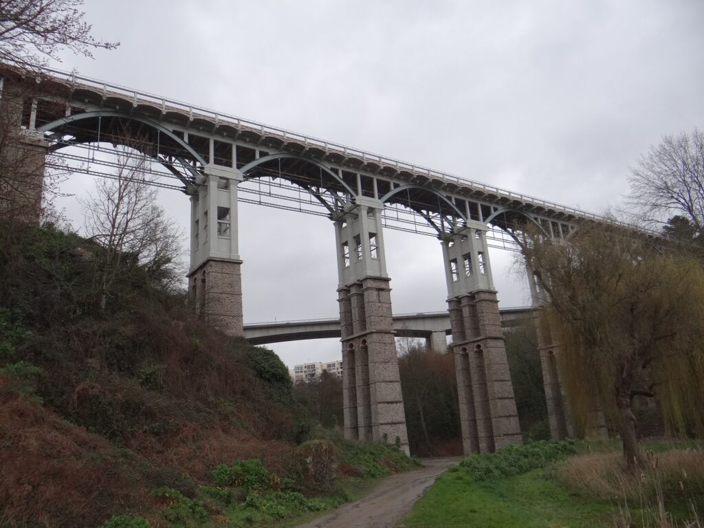 Viaduc de Toupin à Saint-Brieuc, œuvre d'Harel de La Noë
